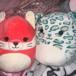 2 Small Squishmellows.